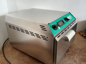 Extra medicinski sterilizator MELAG Ruck 75 suhi na vrući zrak