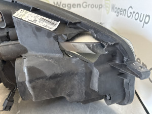 Lijevi far xenon Nissan Qashqai J10 2013