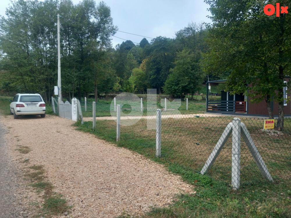 VIKEND KUCA NOVA 43 m2 EXTRA STANJE I PLAC 670 m2 3