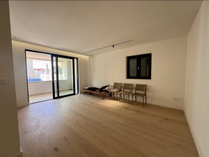 MAKARSKA, dvosoban stan 100 metara od plaže