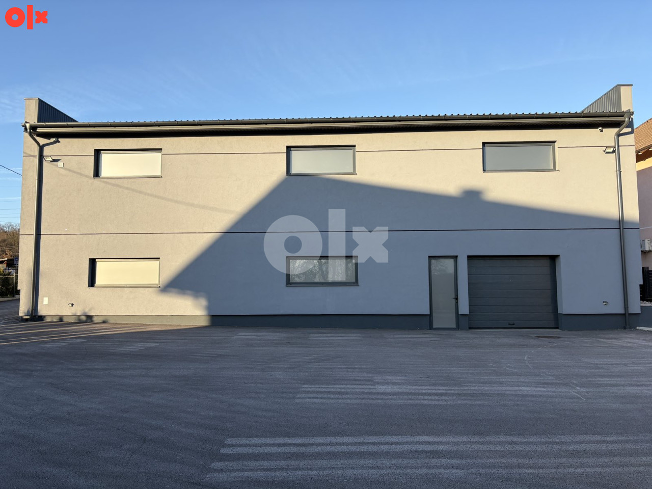 Poslovni prostor Živinice 600m2 2