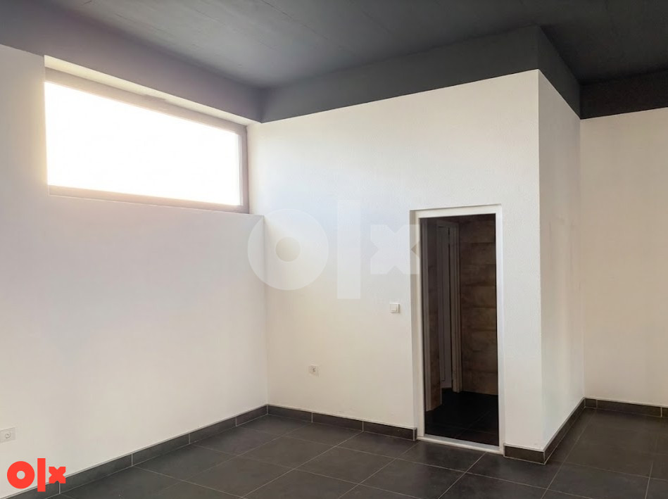 Poslovni prostor Živinice 600m2 8
