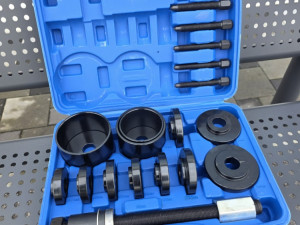 KOMPLET ALATA ZA SKIDANJE GLAVCINE TOCKA KOTACA