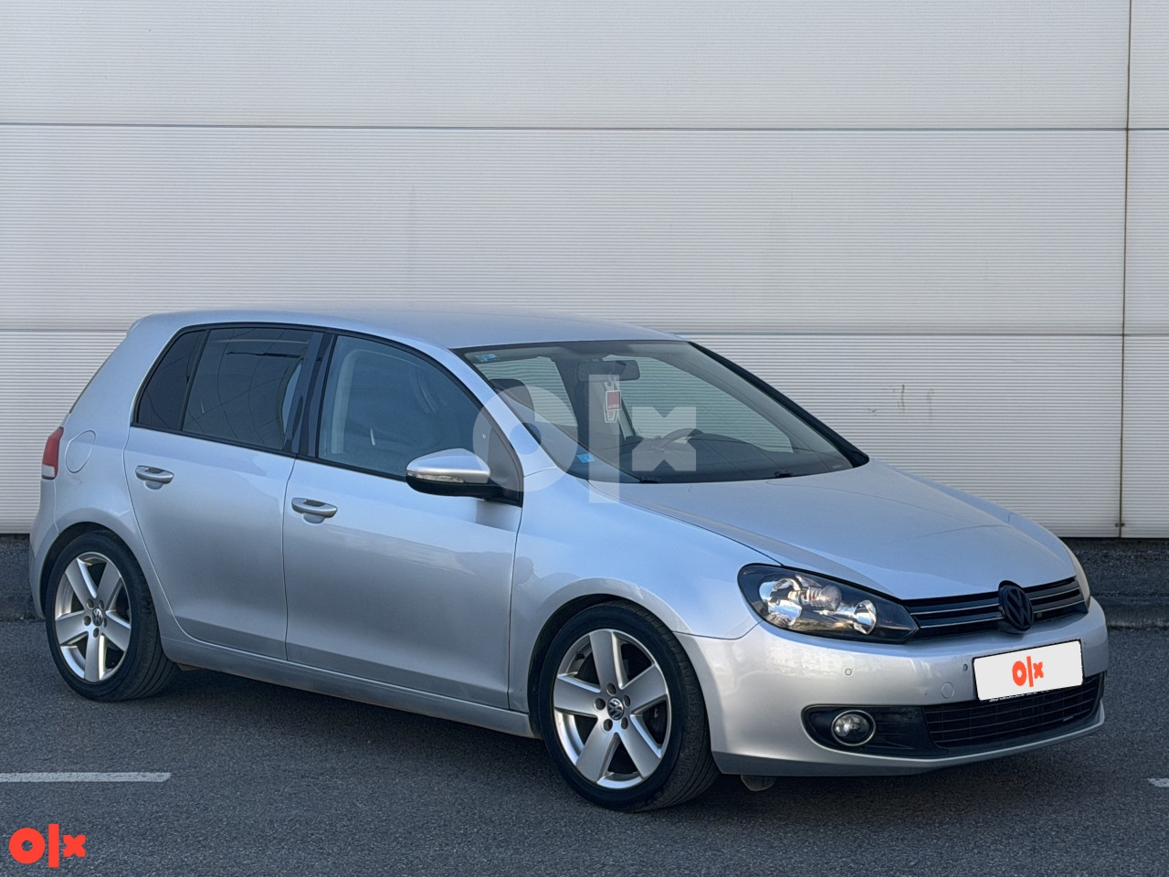 Volkswagen Golf 6 1.6 TDI | Park assist | Tempomat | Navigacija