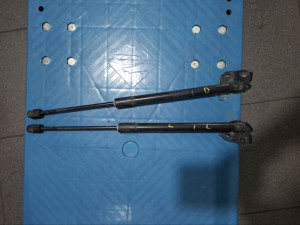 Amortizer gepeka lijevi desni Renault Megane 3 2009-2013