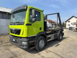 KAMION AUTOPODIZAČ MAN TGM 15.250 2017