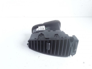 974201J000 RESETKA VENTILACIJE  HYUNDAI I20 2009-2014