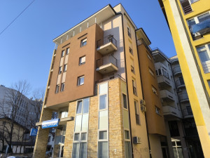 Exkluzivna ponuda - stan u centru B. Luke - 124 m2 (3.500 KM/m2)