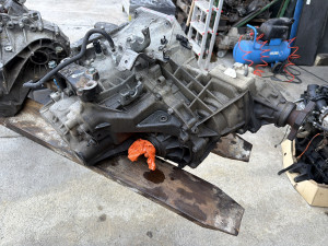 Mjenjac j10 reduktor Nissan Qashqai 2013 (fotografija 5)