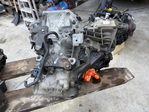 Mjenjac j10 reduktor Nissan Qashqai 2013 (fotografija 6)