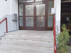 Sarajevo Novo Sarajevo GRBAVICA/KOVAČIĆI/STAN/RENOVIRAN/NAMJEŠTEN photo 3
