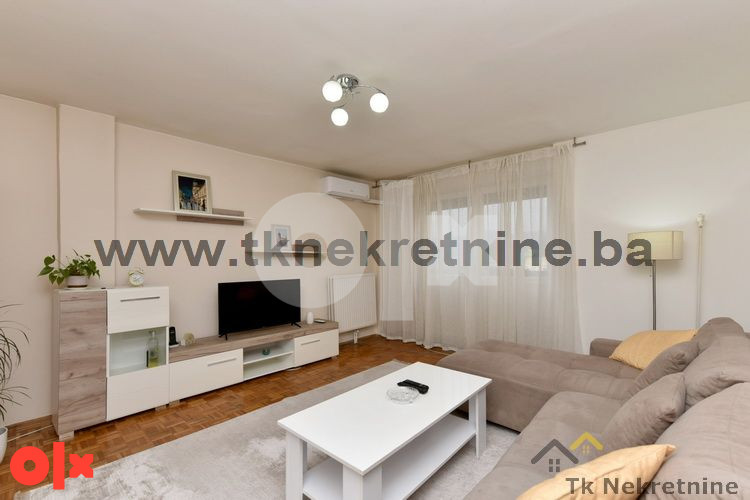 SJENJAK - Dvosoban stan površine 57 m2