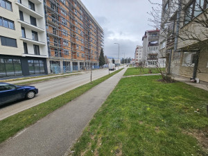 Stan Istočno Sarajevo Lukavica 91 + 50 m2 izmedju SIPE i ETF-a photo 5