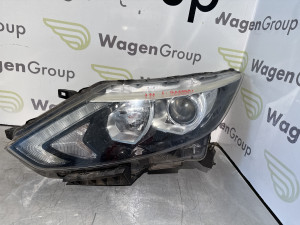 Lijevi far Nissan Qashqai J11 2014
