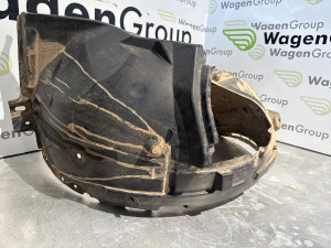 Blatobran pvc unutrasnji lijevi Nissan Qashqai J11 2014 (fotografija 2)