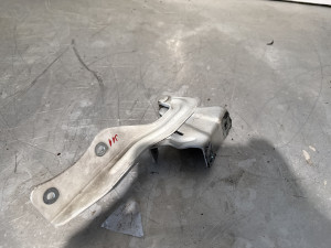 Skare makaze haube Nissan Qashqai J11 2014 (fotografija 2)