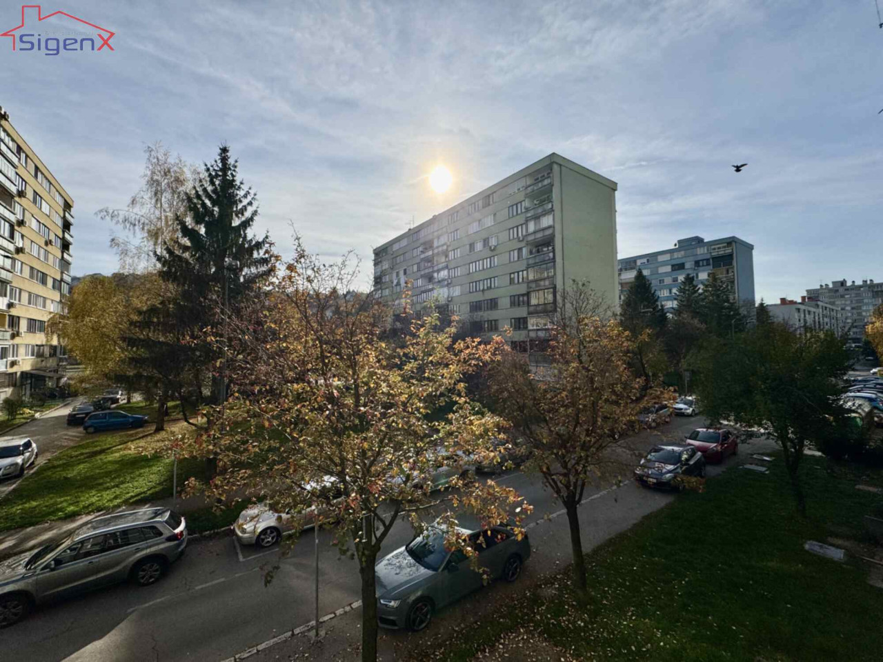 Trosoban stan/Novo Sarajevo/Hrasno/65m2/1.sprat/balkon 3