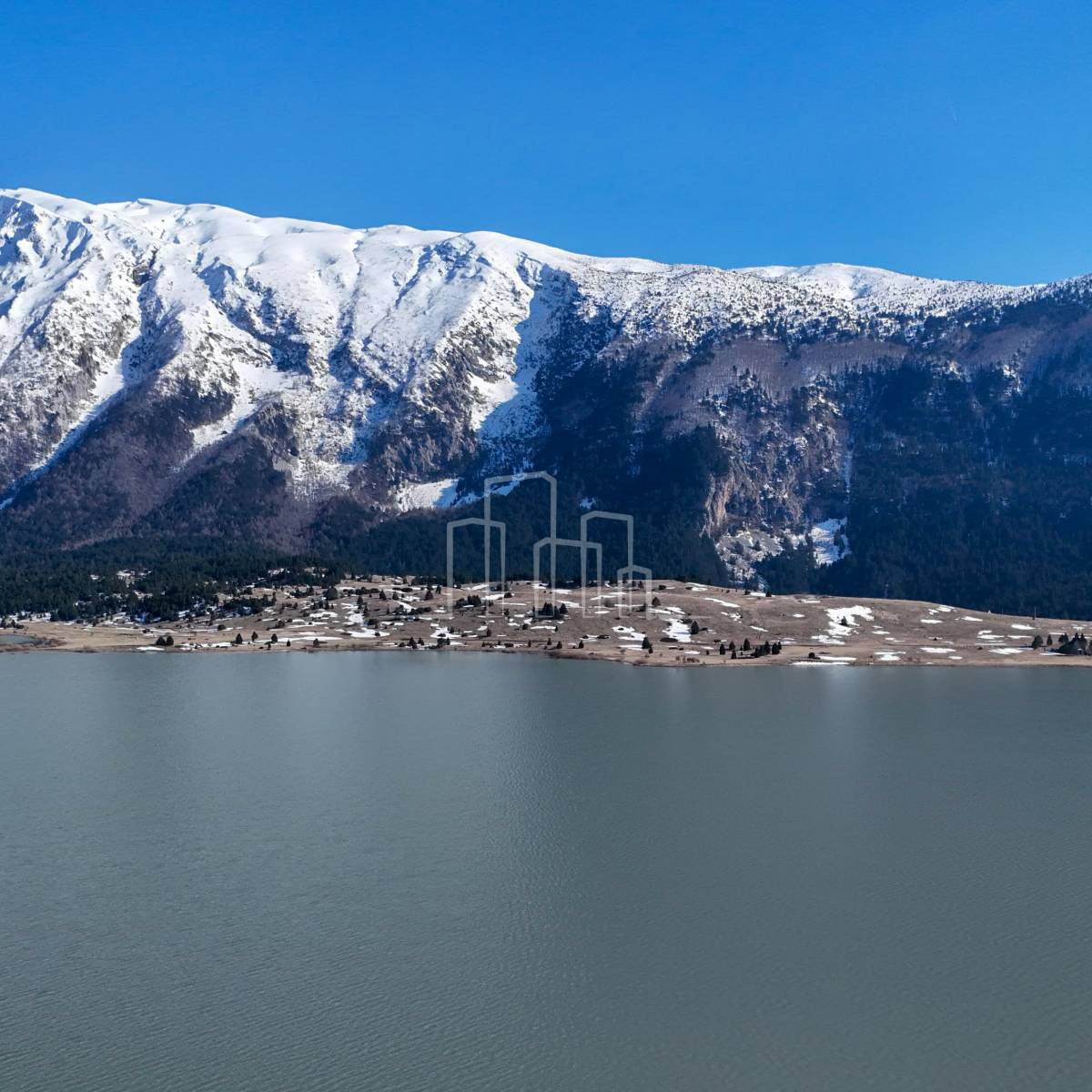 Blidinje Risovac vikendica na placu od 500m2 površina 160m2 19
