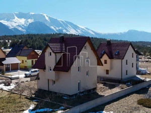 Blidinje Risovac vikendica na placu od 500m2 površina 160m2