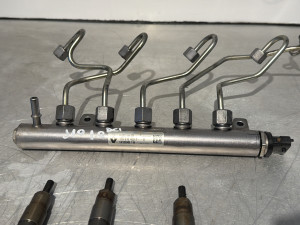 Rejl rampa goriva Nissan Qashqai