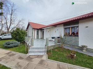 Dvije kuće Hrasnica Ilidža Sarajevo