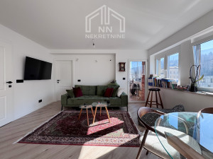 NN Nekretnine : Trosoban renoviran stan - Centar - Obala