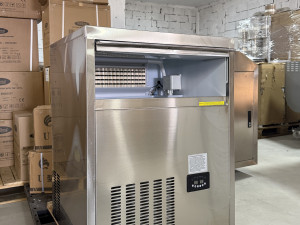 Ledomat na zračno hlađenje 125