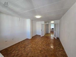 CENTAR; trosoban stan od 83m2 u ul.Sime Šolaje photo 4