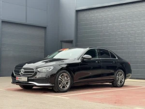 Mercedes-Benz E 220d 4Matic Business Kamera New Model