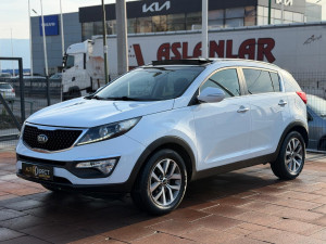 Kia Sportage 1.7 CRDI 2015 PANORAMA LED
