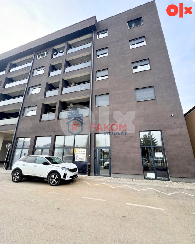 Iznajmljuje se poslovni prostor open space 185m2, naselje Borik 2