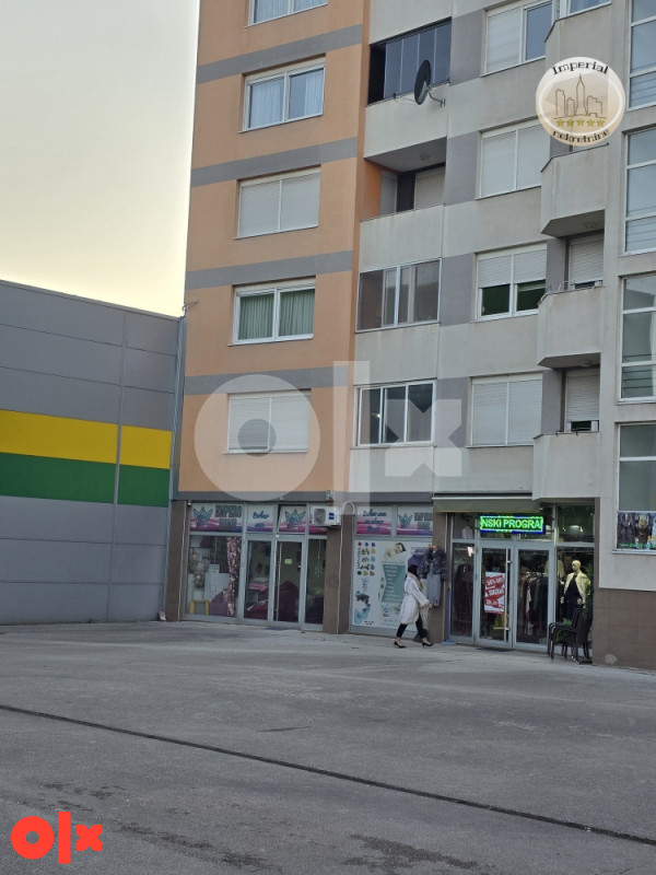 Prodaja poslovnih prostora,I. Sarajevo-plato TC Bingo,91,24,13m2 3