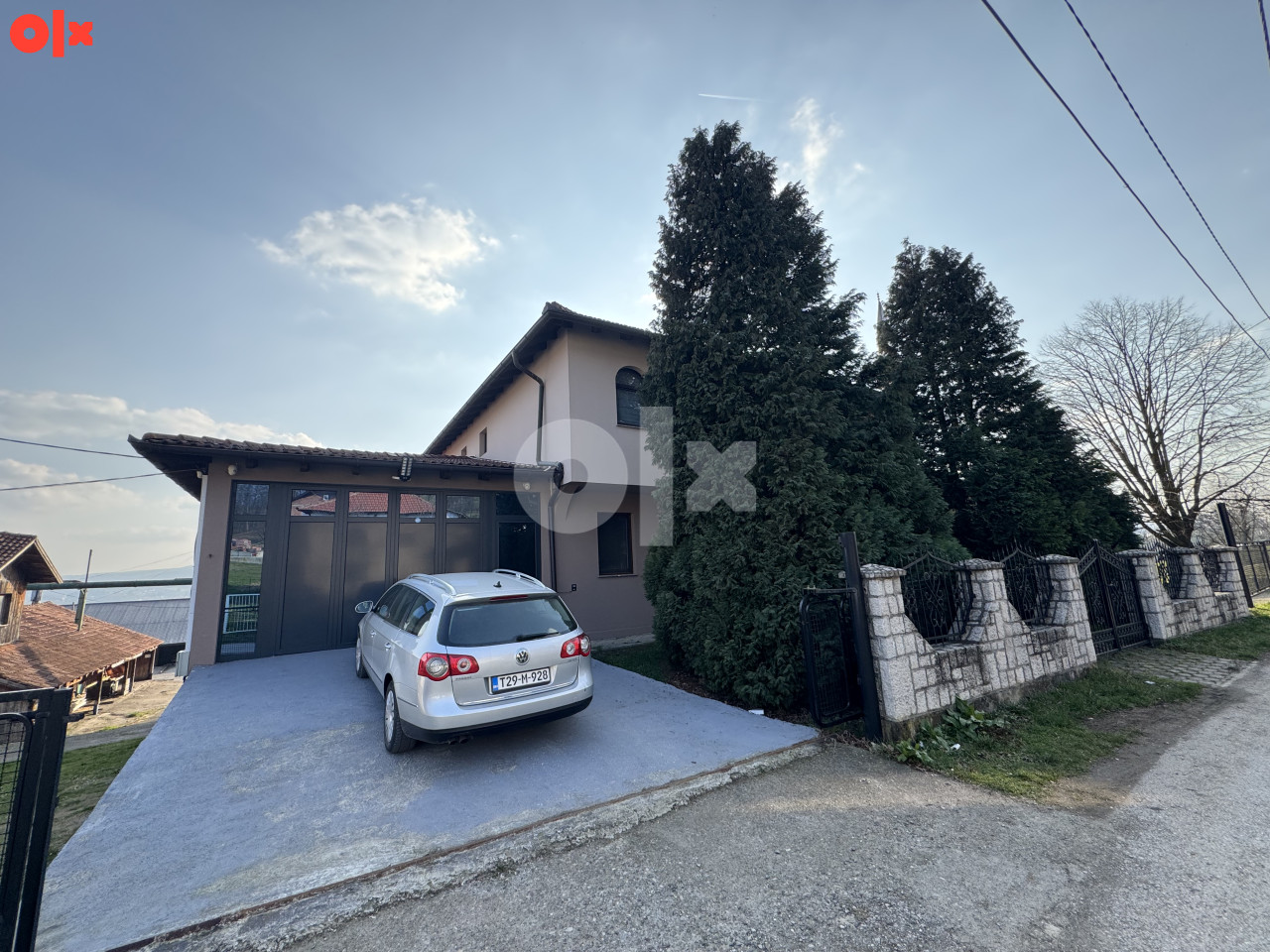Poslovni prostor Donja Orahovica, Gračanica