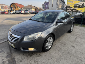 Opel Insignia 2.0cdti 81kw *LIMUZINA*2011model *EKSTRA*