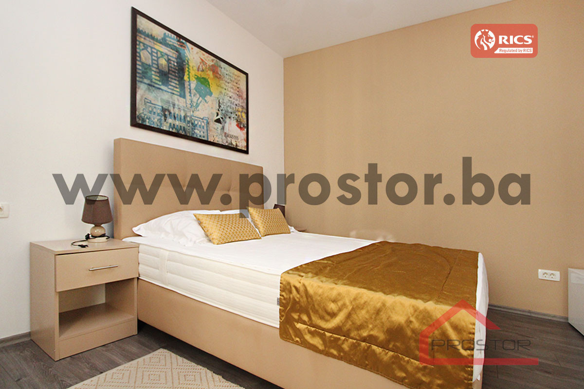 PROSTOR izdaje: Trosoban renoviran stan, Centar 11