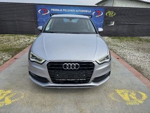 Audi A3 sportback 1.6 tdi s-line