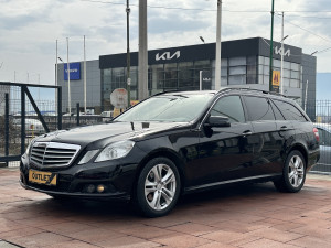 Mercedes-Benz E 200 CDI 2010. ZRAČNI OVJES SENZORI NAVIGACIJA