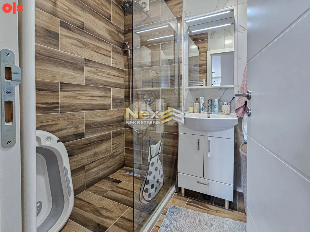 Trosoban stan u Lukavici/Istočno Sarajevo 62m2 8