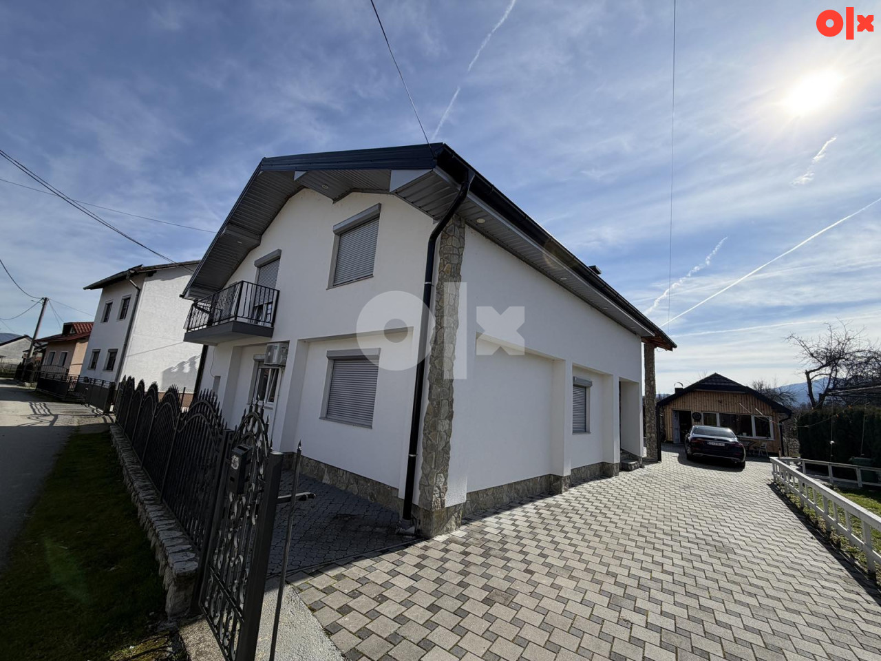 PRODAJE SE - Kuća sa bazenom - Kralje - BIHAĆ 2