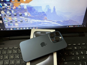 IPHONE 15 PRO 128GB ODLICAN BLUE 87% BAT FUL PAKET