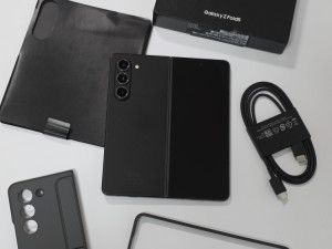 GALAXY Z Fold5 5G 12/256GB Koristen 20 dana Novo Garancija