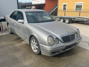 Mercedes-Benz E 270cdi 2001.god.Automatik