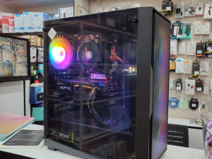 GAMING RAČUNAR PC RYZEN 5 5500 / 16GB / RX 570 / 256GB M.2