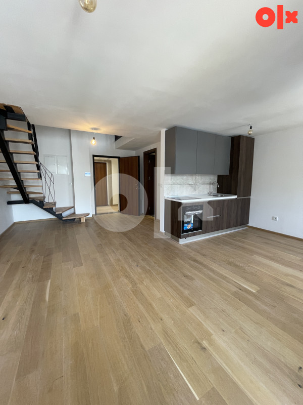 Bjelašnica 77 m2, trosoban dvoetažni + balkon, gratis kuhinja 9