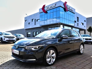 VW Golf VIII 2.0 TDI DSG-Tiptr. Style -IQ.LIGHT- VIRTUAL 150 KS