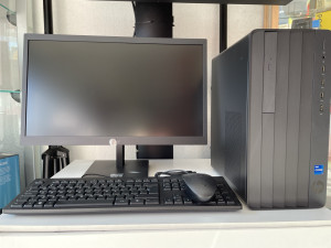 Računar HP Pro i Monitor HP 22