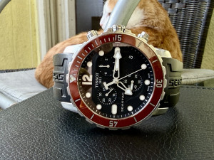 Sat TISSOT SEASTAR CHRONOGRAPH 300m Diver's Ceramic