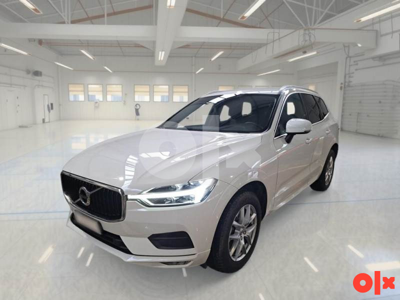Volvo XC60 2.0 B4 AWD Automatik Momentum Pro MY2021