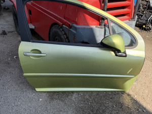 DESNA PREDNJA VRATA PEUGEOT 207