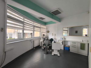 KOMPLETNO OPREMLJENA STOMATOLOŠKA ORDINACIJA, MALI BOSMAL